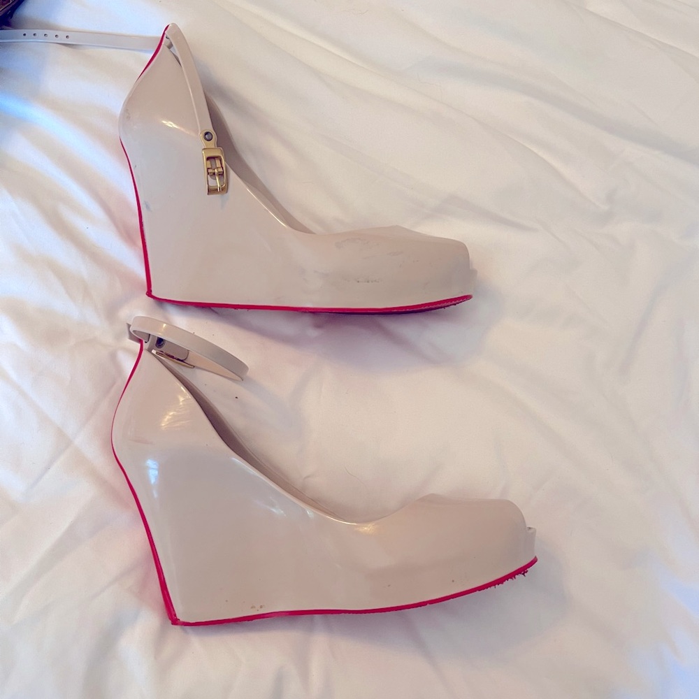 Melissa red bottom wedges 8 womens nude